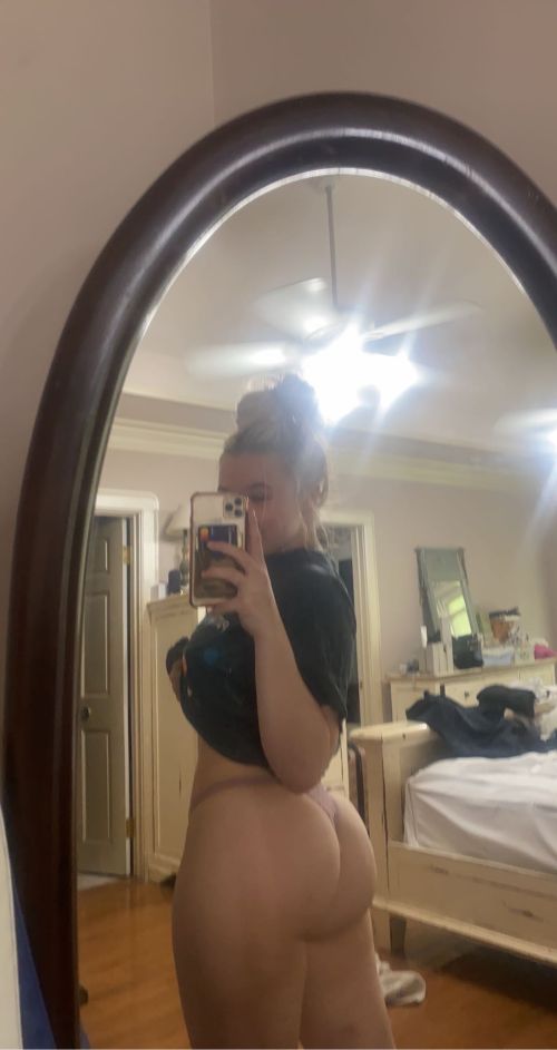 amelie_evans